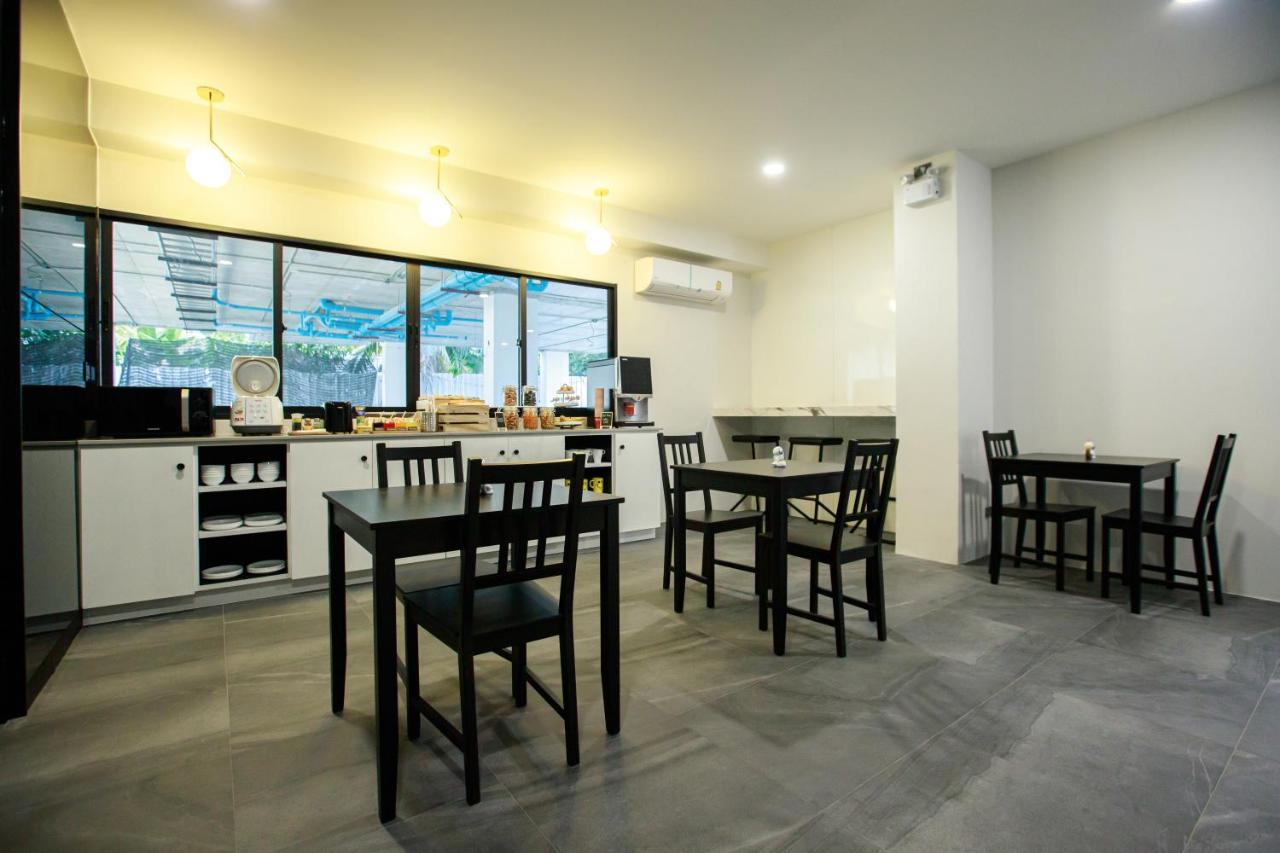 Sr Grand Hotel Chiangmai Chiang Mai Esterno foto