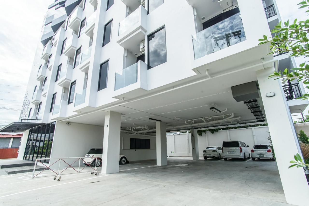Sr Grand Hotel Chiangmai Chiang Mai Esterno foto